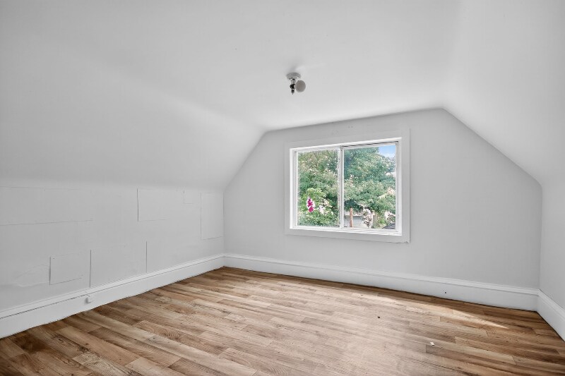 Building Photo - 2210 W Wiswall St