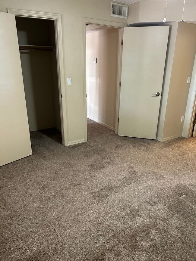 Building Photo - Wonderful Rental