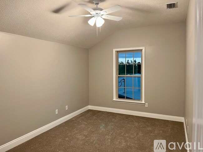 Building Photo - 2825 La Mesa Ave