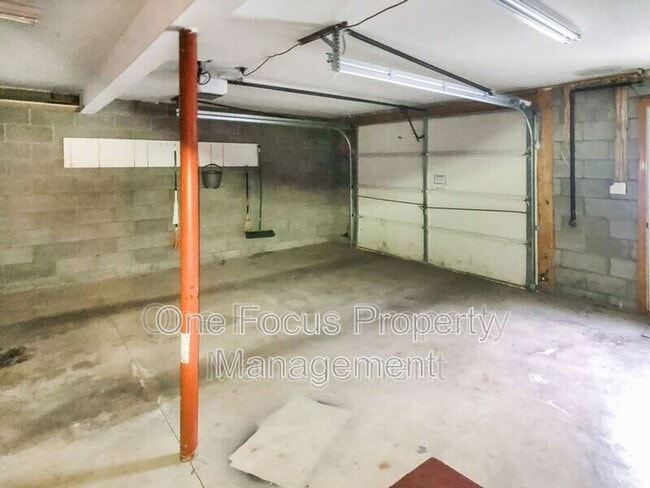 Building Photo - 1118 State Route 184