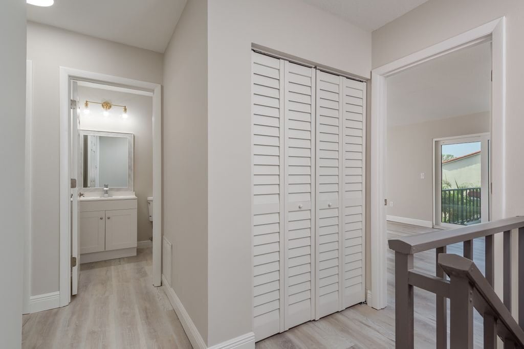 Building Photo - 2700 Bayshore Blvd