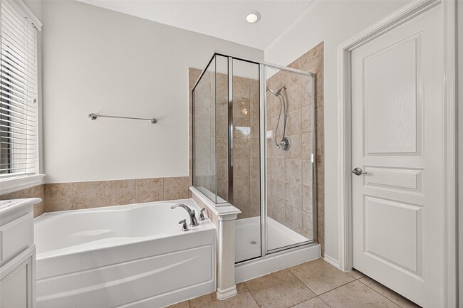Building Photo - 24518 Carlton Springs Ln