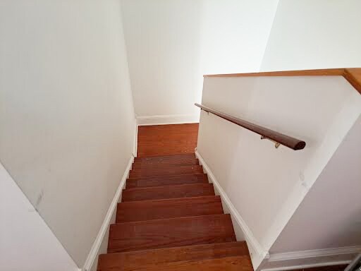 Building Photo - 7030 Magazine St