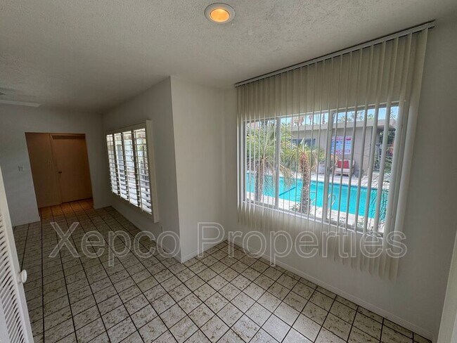 Building Photo - 430 Avenida Ortega