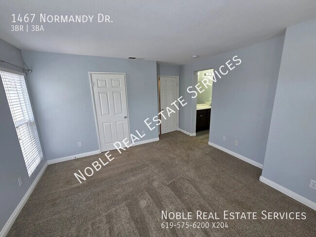 Building Photo - 1467 Normandy Dr