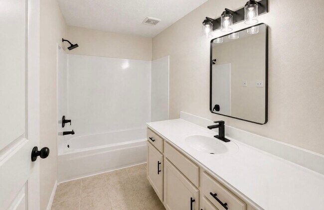 Building Photo - 12238 Innisfall Cir