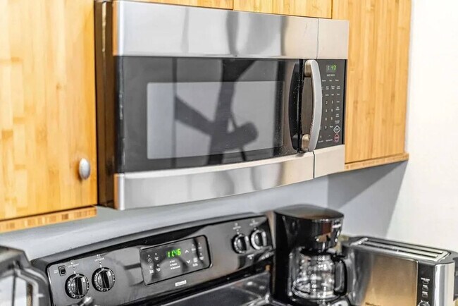 Building Photo - 155 Wailea Ike Pl