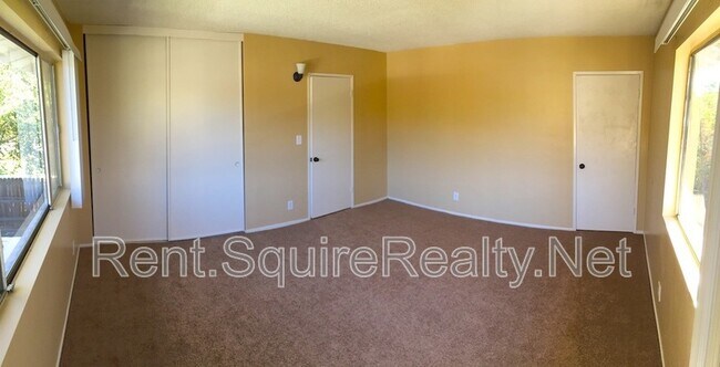 Building Photo - 256 Euclid Pl