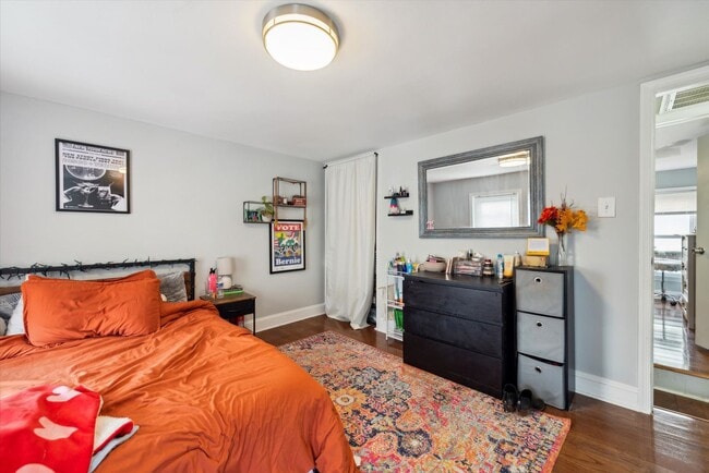 Building Photo - Updated 3-bedroom, 1.5-bath home with a garage in the borough of West Chester!