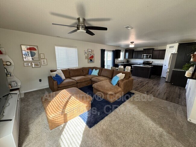 Building Photo - 8145 Phyllite Dr