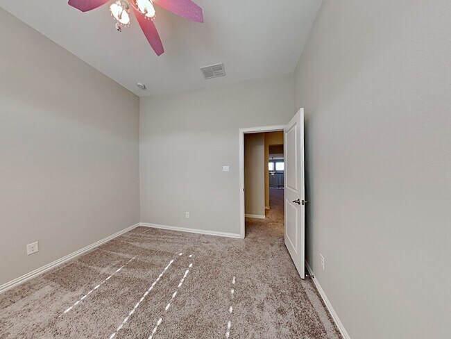 Building Photo - 1004 Indian Grass Ln