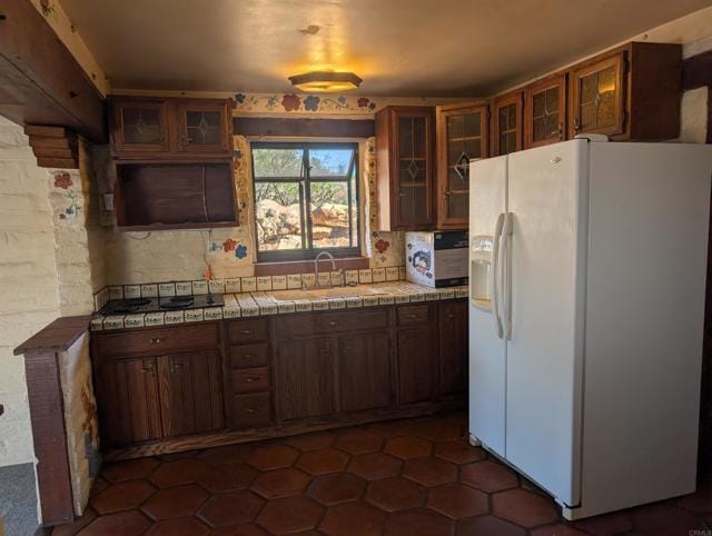 Building Photo - 9738 Lakeview Rd