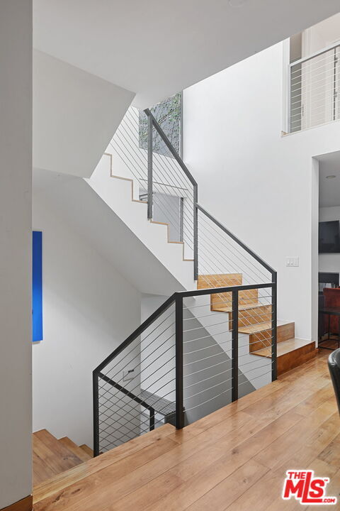 Building Photo - 7 Vicente Ter