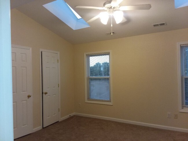 Building Photo - 8550 Tidewater Dr