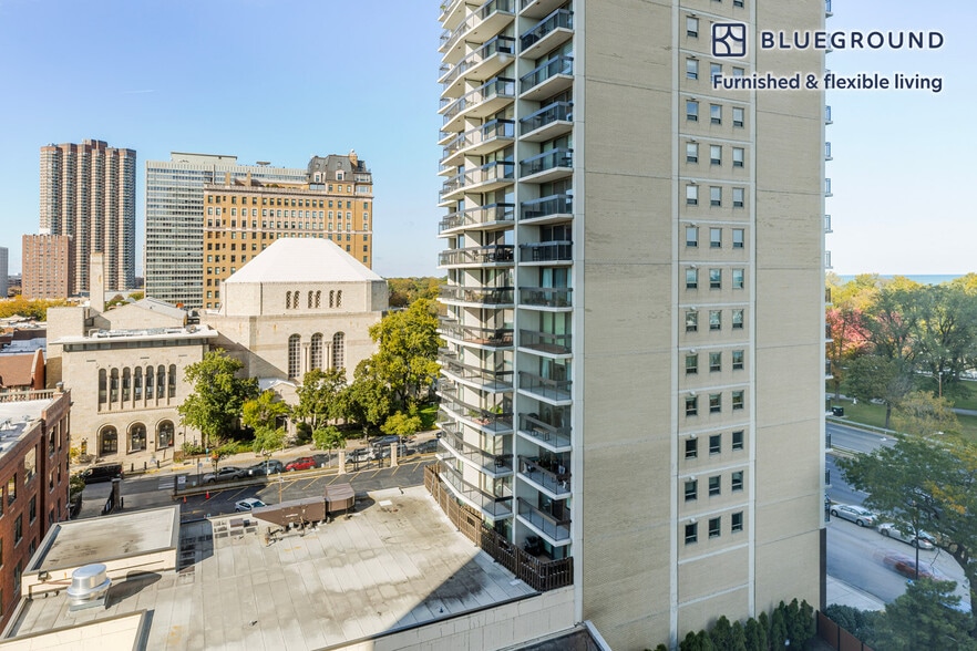 Building Photo - 3450 N Lake Shore Dr