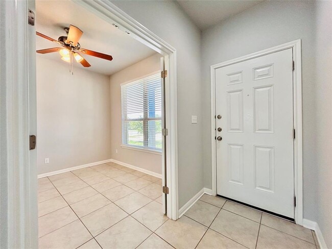 Building Photo - 1156 Capra Ln