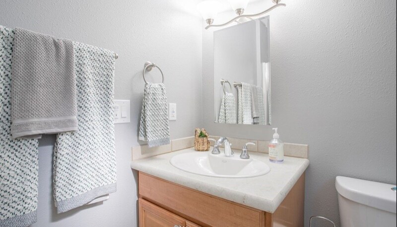 Primary Photo - 4713 61st Ave W