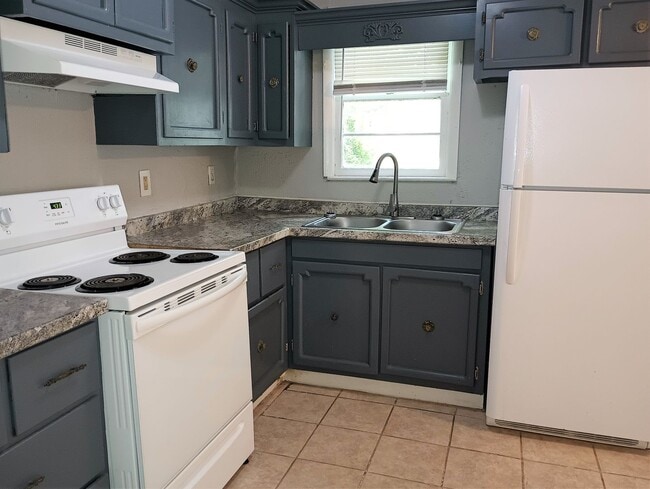 Building Photo - Charming 3-Bedroom Home for Rent!