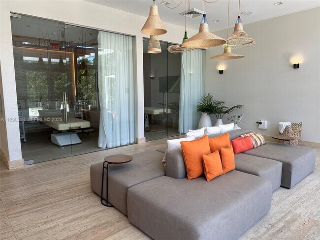 Building Photo - 16385 Biscayne Blvd