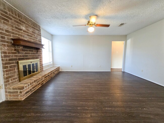 Building Photo - 12645 Lake Conroe Hills Dr