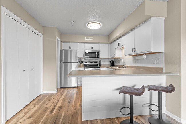 Building Photo - 10 Zeller Crossing