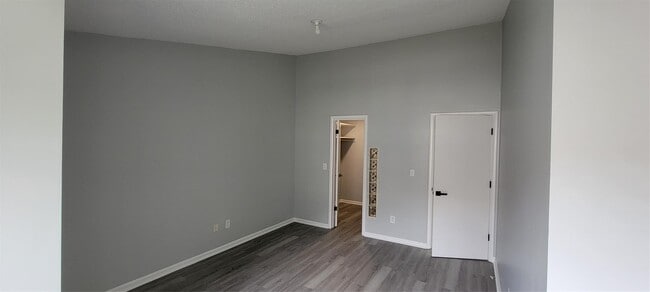 Building Photo - 4608 Whispering Hills Dr