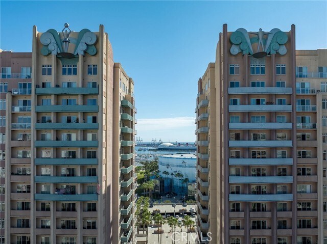 Building Photo - 488 E Ocean Blvd