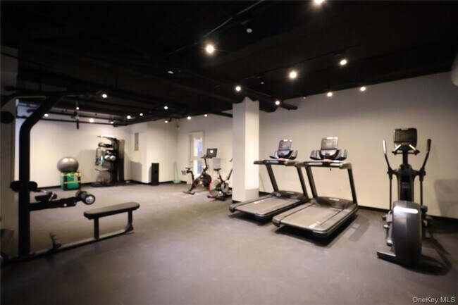 Building Photo - 148-09 Northern Blvd