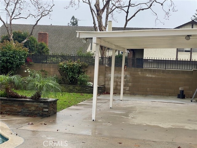 Building Photo - 16720 Amberwood Way