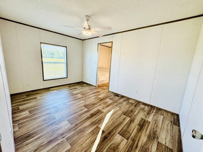 Building Photo - 3812 Goff Rd