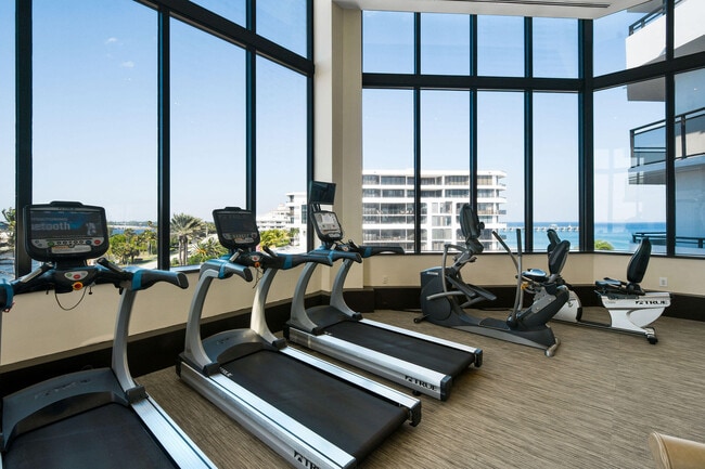 Building Photo - 3100 S Ocean Blvd