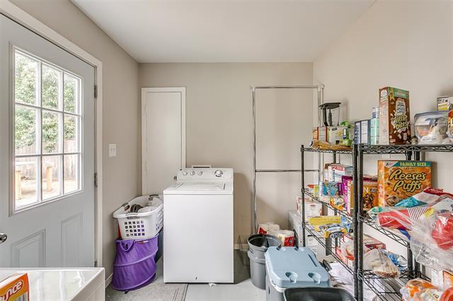 Building Photo - 3567 Norfolk Rd