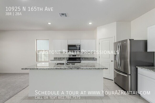 Building Photo - 10925 N 165th Ave