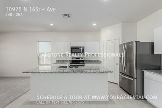Building Photo - 10925 N 165th Ave