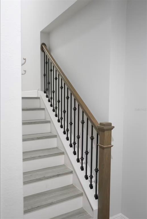 Building Photo - 405 S Westland Ave