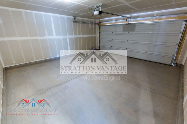 Building Photo - 15491 S Patagonia Rd