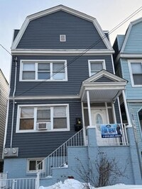 Building Photo - 71 Audubon Ave