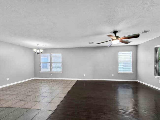 Building Photo - 15519 Echo Stable Ln
