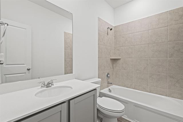 Building Photo - 3708 Milkweed Rd
