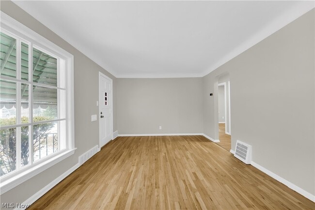 Building Photo - 21440 Fuller Ave