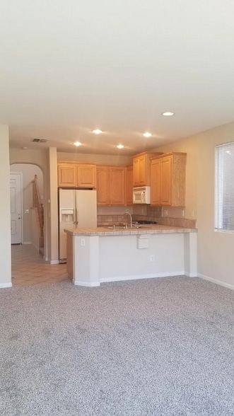 Building Photo - 2806 Tourbrook Way