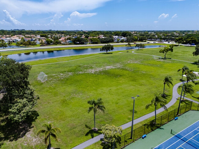 Building Photo - 7261 Nautica Way