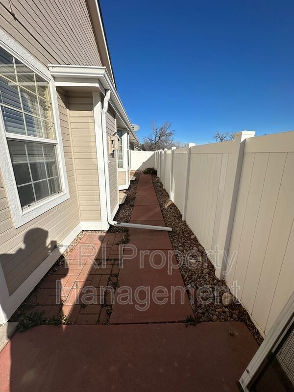 Building Photo - 3037 Antelope Rd