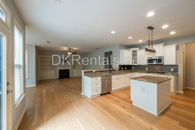 Building Photo - 11923 Aspen Forest Dr