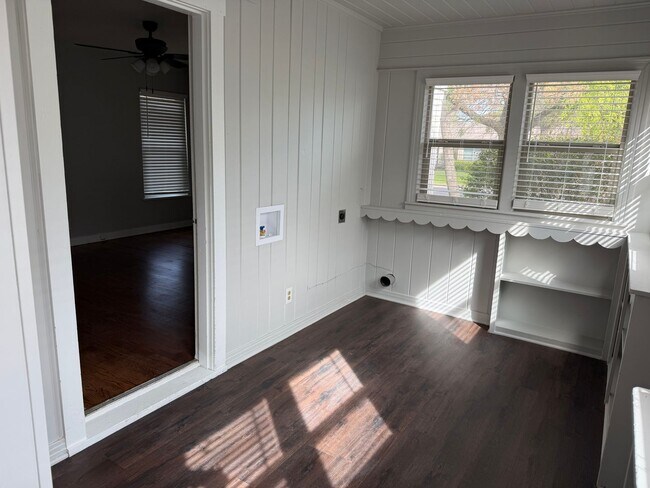 Building Photo - 3601 Norfolk Rd