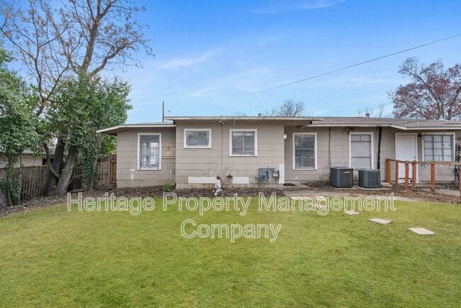 Building Photo - 815 Rittiman Rd