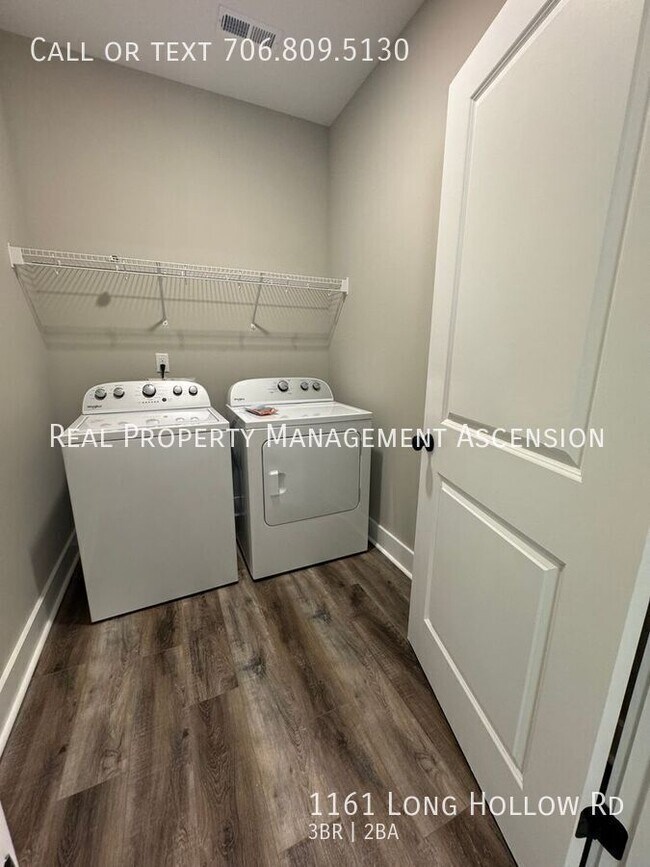 Building Photo - 1161 Long Hollow Rd