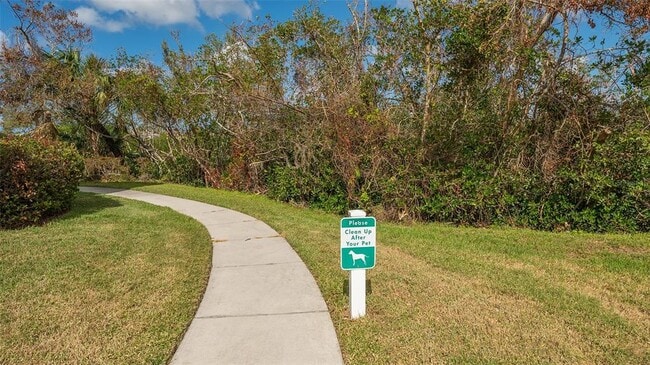 Building Photo - 618 Bird Bay Dr S