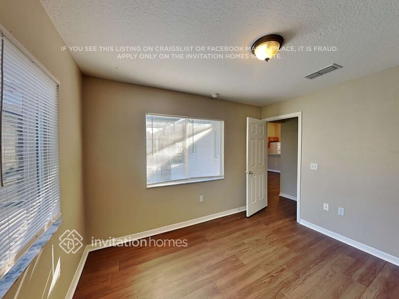 Building Photo - 312 Hillcrest Dr