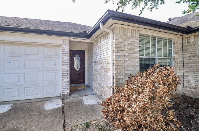 Building Photo - 16307 Scotch Hollow Ln